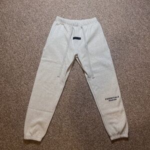 Fear Of God Essentials Sweatpants - Gray - Medium